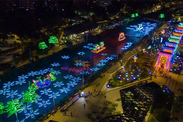 La temática del Alumbrado Navideño de Medellín se define con un plazo de un año de anticipación, aproximadamente. Foto: Alcaldía de Medellín. Tomada de bit.ly/3HAZuF3