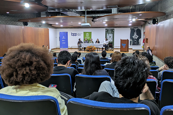 La última Cátedra Luis Antonio Restrepo Arango se hizo en la Biblioteca Pública Piloto de Medellín. Foto Unimedios Medellín.