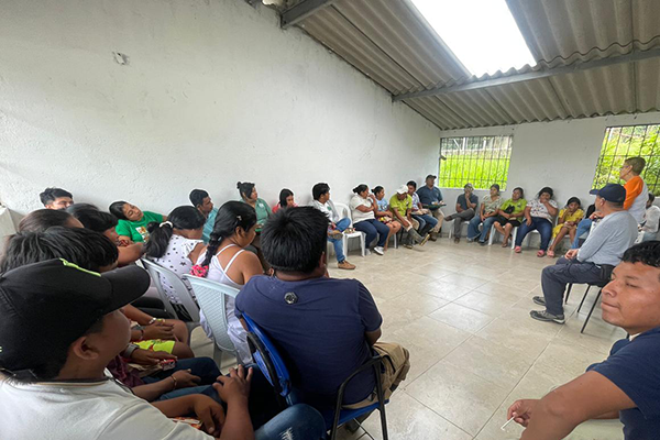Comunidad indígena Embera Chamí en la vereda Zabaleta. Foto Facultad de Ciencias de la Vida.