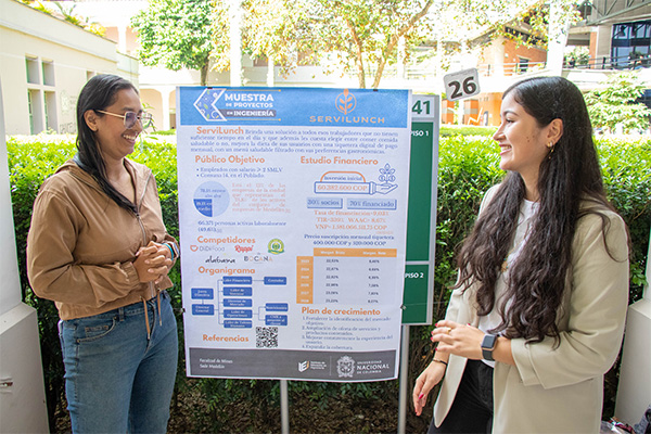 El aprendizaje basado en la solución de problemas o en proyectos, permite a los estudiantes explorar sus capacidades más allá del entorno académico. Foto cortesía Dirección de Investigación y Extensión.