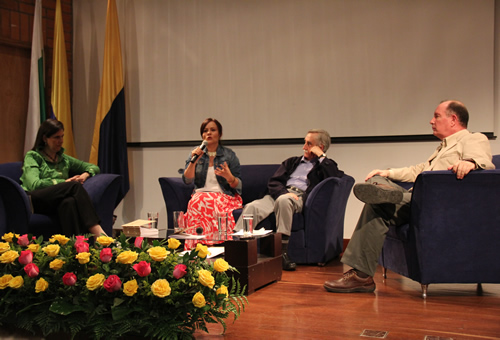 Charla sobre el agua como eje articulador de vida y muerte.