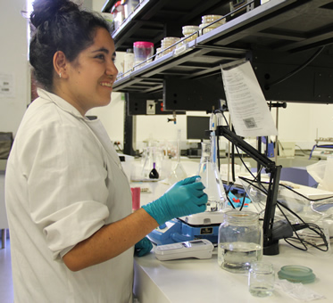 Los profesores de la Universidad de Purdue visitaron los laboratorios para conocer su infraestructura.