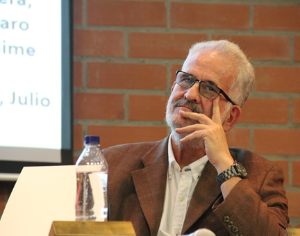 Profesor Sergio Yáñez.
