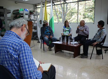 Durante la reinauguración algunos de los fundadores de la Colección compartieron anécdotas y recuerdos.