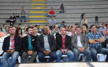 Los decanos de las cinco Facultades también hicieron presencia durante el saludo institucional.