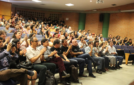 El homenaje se realizó durante el V Congreso Colombiano de Estudiantes en Ciencias Forestales.