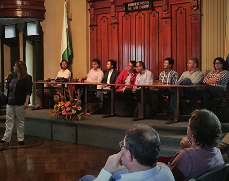 Expertos y funcionarios públicos le hablaron a la ciudadanía sobre la situación del aire en el Valle de Aburrá.