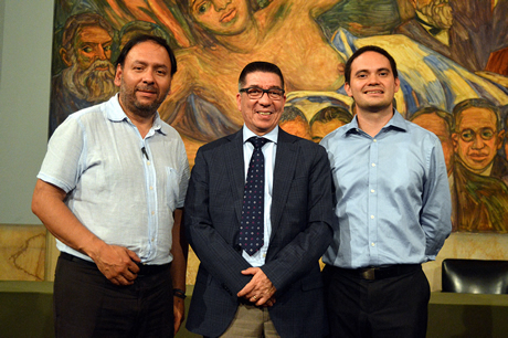 Enrique González de la Pontificia Universidad Javeriana, Hugo Terashima Marín del Tecnológico de Monterrey y Miguel Ángel Jimeno Paba de la Universidad del Norte fueron los pares evalaudores.