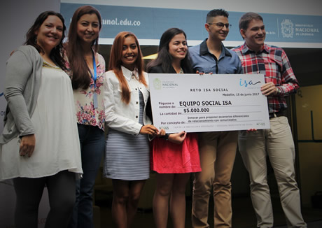 Equipo Isa Social, ganadores en el reto Social.