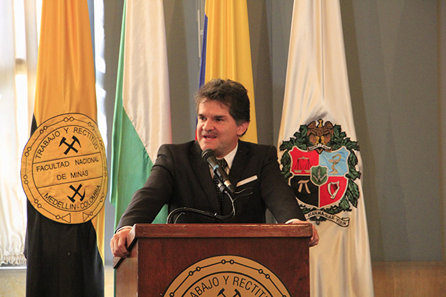 Pedro Nel Benjumea Hernández, decano de la Facultad de Minas.