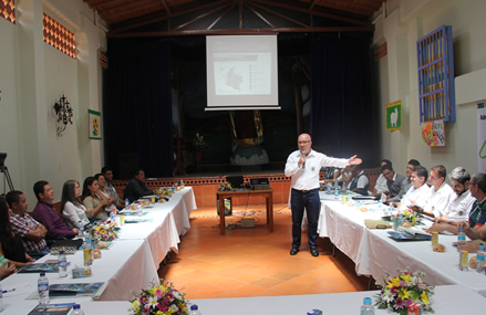 Durante el V Encuentro en las Sugregiones, directivas de la Sede se reunieron con delegados y mandatarios del Oriente antioqueño.