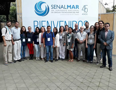 Parte de la delegación de la U.N. que participó el XVII SENALMAR.
