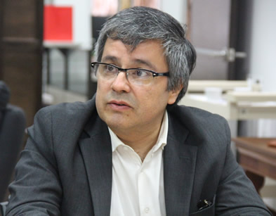 Eduardo Soto Bustamante, director de investigación de la Facultad de Ciencias Químicas y Farmacéuticas de la Universidad de Chile.