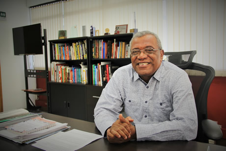 Edgar Arroyo Castro es arquitecto y especialista en Planeación Urbana Regional.
