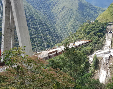 La estructura colapsó el pasado 15 de enero. Foto tomada de: https://www.elespectador.com/sites/default/files/puente_chirajara.png