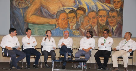 El equipo directivo de la Sede respondió los interrogantes de la comunidad universitaria.