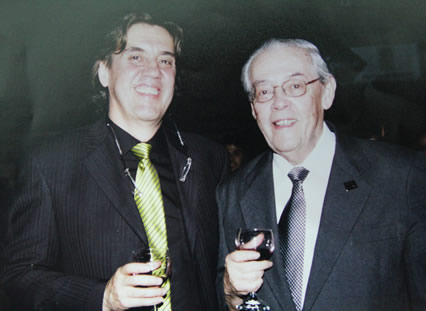Su padre, el ingeniero Gabriel Márquez, le heredó el amor por la Universidad. Foto: cortesía.