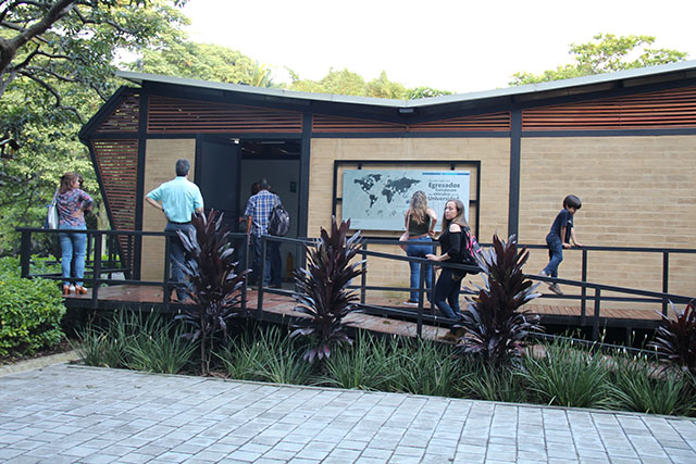 La Casa del Egresado en el campus El Volador.