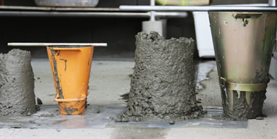La patente al cono modificado para pruebas de asentamiento de concretos, es la más reciente concedida a la UNAL Medellín.