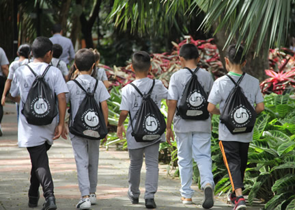 15 niños de la comunidad Nueva Villa de La Iguaná se benefician del Programa.
