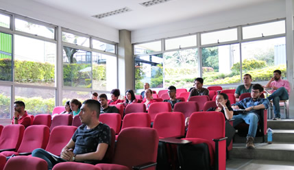 Este encuentro convocó estudiantes, profesionales y expertos en el tema de riesgos, incertidumbre y medios de comunicación.