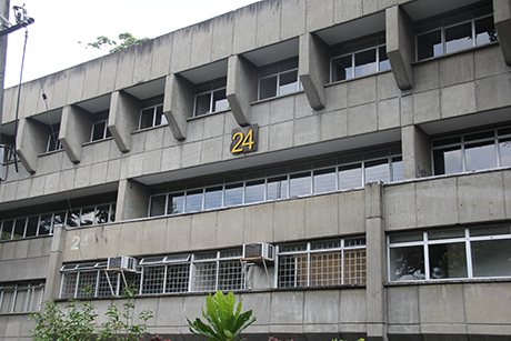 El sistema de donaciones de egresados es una estrategia usada mundialmente por diferentes universidades para ayudar a los estudiantes de más bajos recursos.