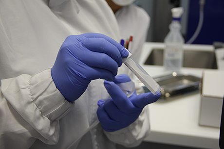 El Laboratorio Genómico One Health es el resultado de una alianza entre la Universidad de Wisconsin-Madison, Ruta N y la UNAL.
