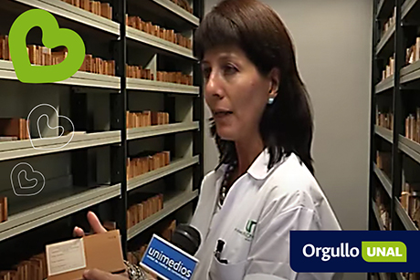 Ángela María Vásquez Correa fue curadora de la Xiloteca MEDELw y coordinadora del Laboratorio de Productos Forestales de la Sede.