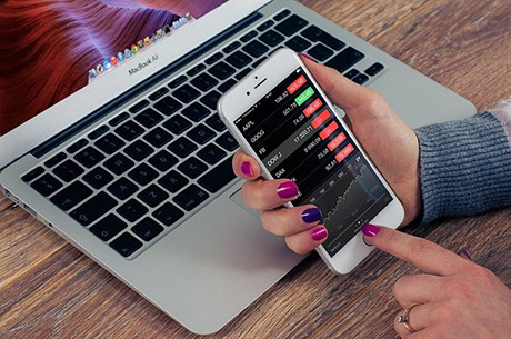 El capitalismo consciente se considera como la posibilidad en las empresas de generar valor para toda la sociedad y no solamente para los socios o accionistas. Foto: Pixabay.