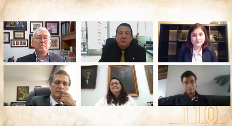 En el conversatorio participaron egresados, estudiantes y profesores. Foto: reproducción.