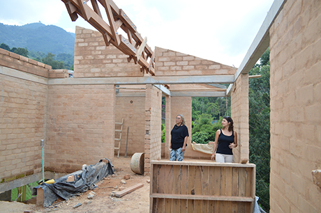Construyó su casa con técnicas sostenibles. Foto: cortesía Gilda María Wolf Amaya.