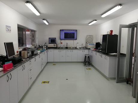 Esta certificación es indefinida, pero constantemente se verificará que se sigan cumpliendo con las condiciones para mantenerla. Foto: Cortesía laboratorio de Reproducción Animal.