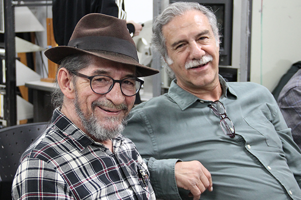 Participación en la ceremonia del periodista Luis Alirio Calle y el cineasta Víctor Gaviria. Foto Unimedios Medellín.