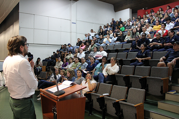 Conferencia "Salud Mental" - Santiago Duque