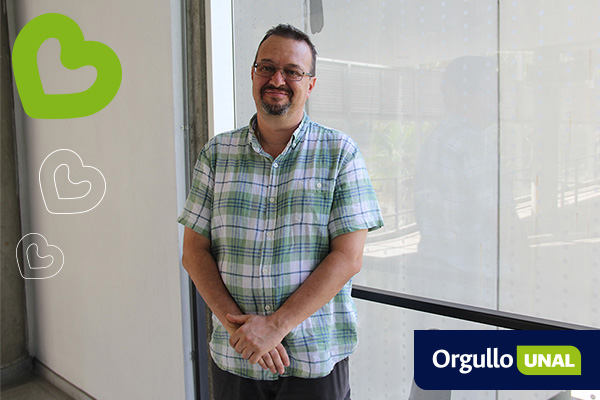 Durante sus vacaciones, Allan no pierde la oportunidad para visitar a sus familiares y a su segunda casa, la UNAL. Foto Unimedios.