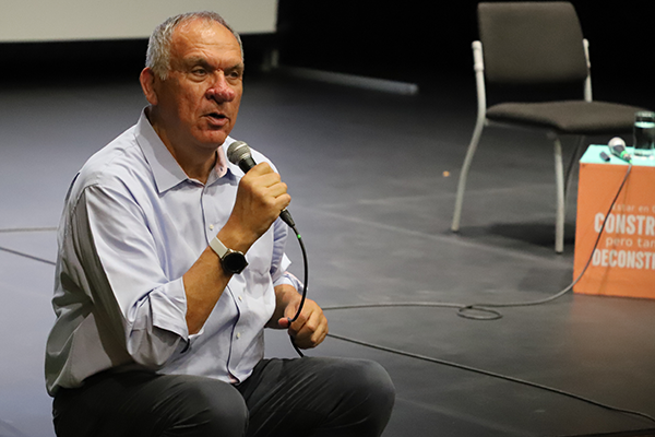 Alfredo Zamudio, director de la misión chilena del Centro Nansen para la Paz y el Diálogo. Foto de Unimedios.