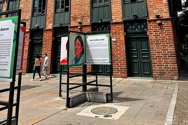 Exposición Homenaje a Egresadas Destacadas, de las primeras generaciones de la Facultad de Minas. Foto Unimedios