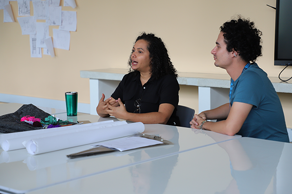 Natalia Arroyave Mejía y Julio César Guerra. Foto de Unimedios.