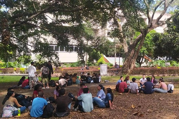 SAU está orientada a estudiantes de primera matrícula y primera movilidad PEAMA de la Facultad de Minas. Foto de la Unidad de Acceso, Permanencia y Egreso de la Facultad de Minas de la UNAL Medellín.