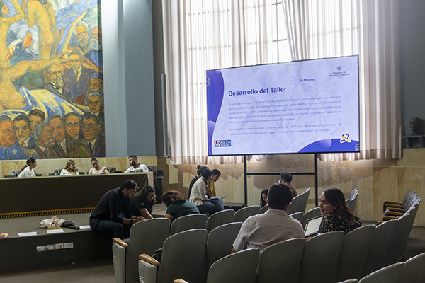 El encuentro contó con la participación de la asesora de género, diversidad e inclusión de la Rectoría UNAL. Foto Facultad de Minas.