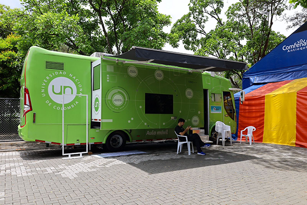 El Aula Móvil fue epicentro de actividades culturales, artísticas y académicas por segundo año consecutivo. Foto cortesía de la Red Cultural.