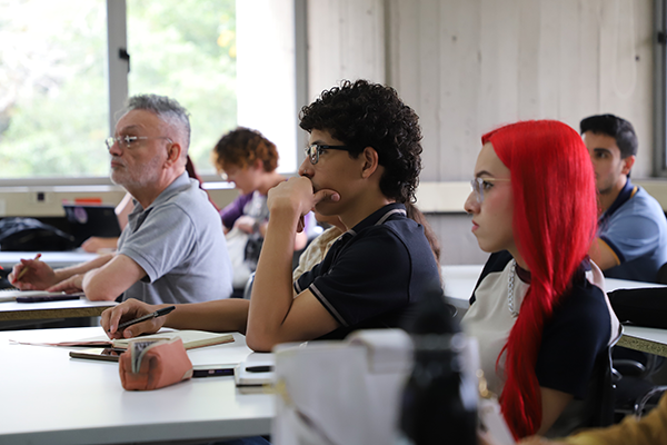 La manosfera es un fenómeno social de creciente interés para los estudios de economía, género, entre otros. Foto Unimedios.