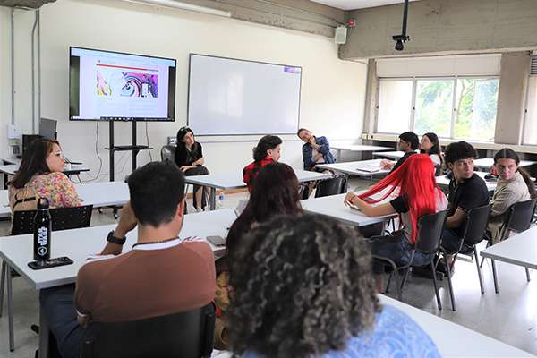 Del conversatorio realizado en enero de 2025 participaron estudiantes, investigadores e investigadoras, profesores y profesoras y público externo. Foto Unimedios.