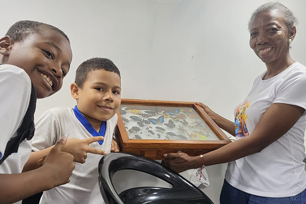 La muestra itinerante del Museo Entomológico fue llevado a Cali para sensibilizar sobre la importancia de los insectos. Foto Unimedios Palmira.